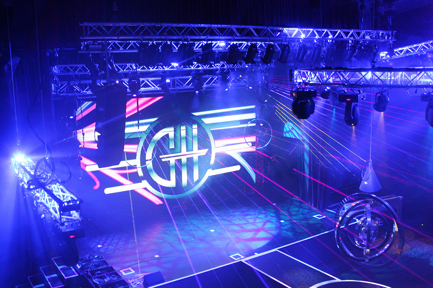 GH Hotel Theatre Lighting LED Spot Light Show LED Screen