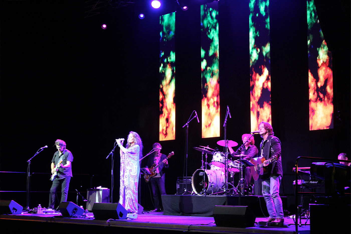 Gladstone Entertainment Centre Stage Lighting Design and LED Screen Panels