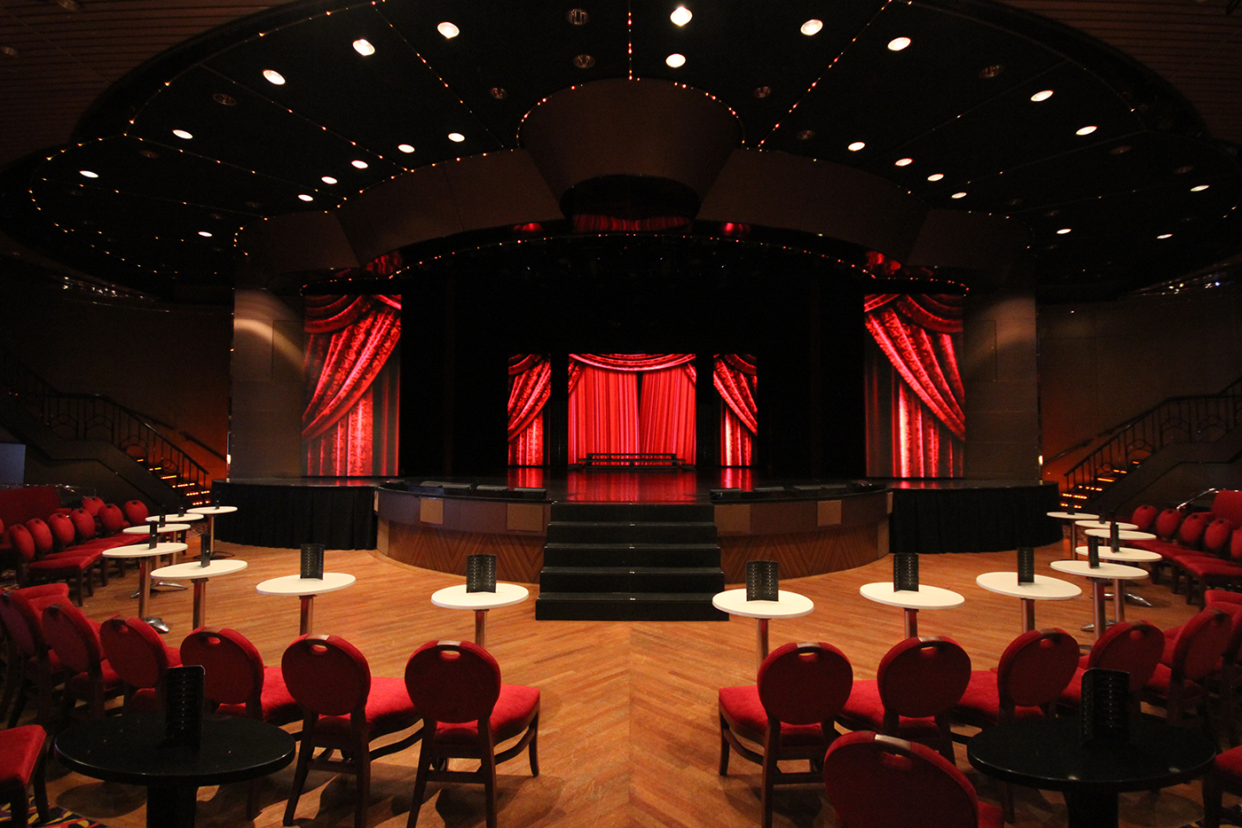 P&O Pacific Aria Stage Lighting Design LED Screen