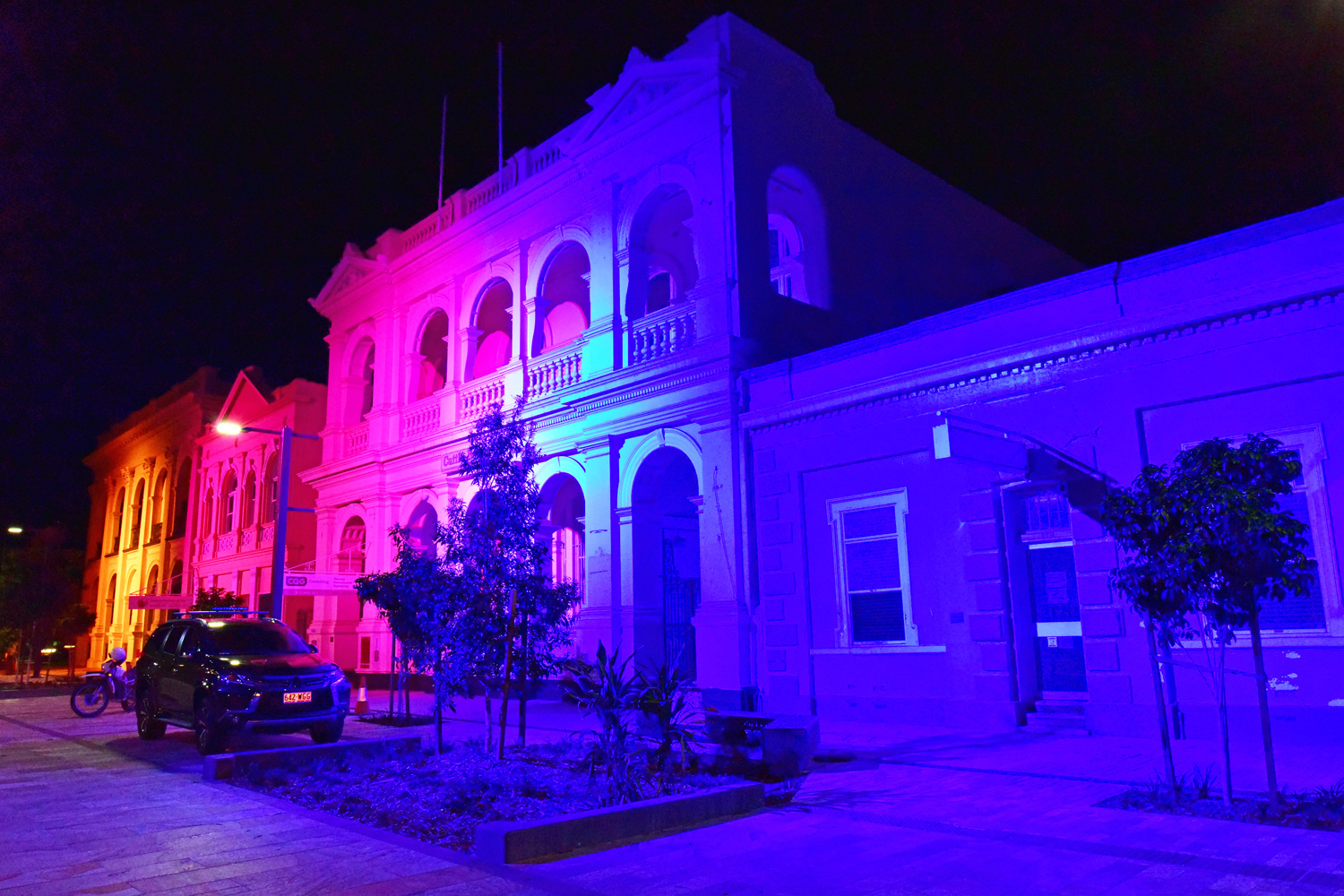 Rockhamptom Riverside Precinct comes to life with Griven LED Building Facade Lighting