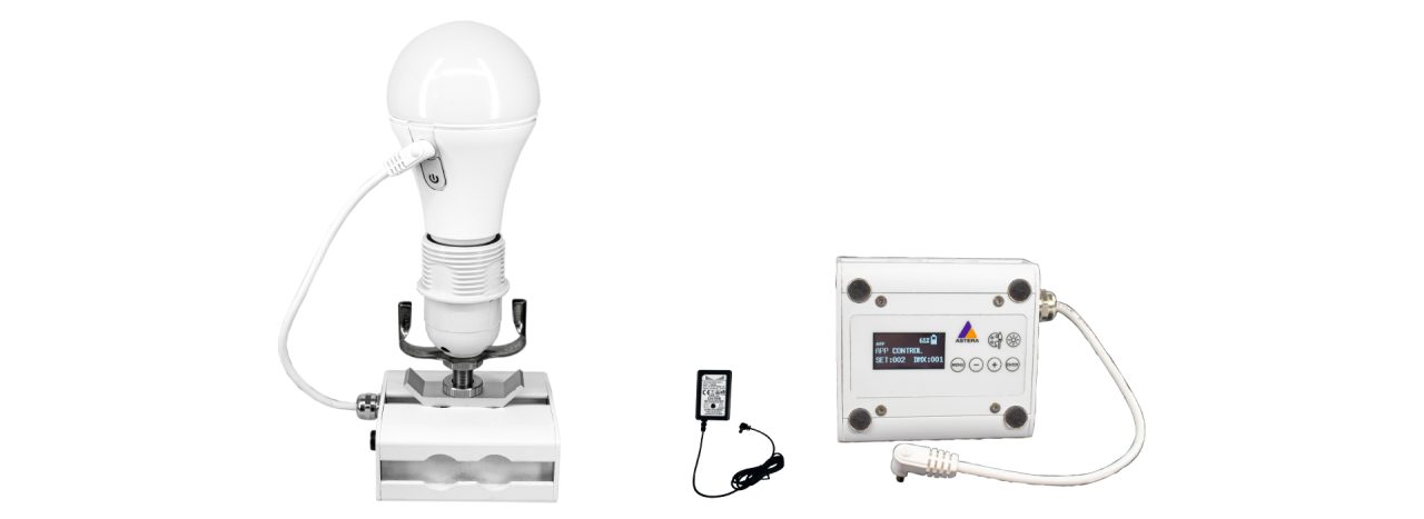 NYX Bulb connected to its PowerStation and mounting accessories.